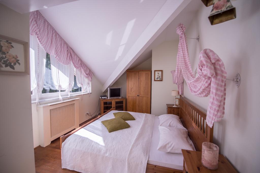 Guesthouse Trajbar Team Zaprešić Quarto foto