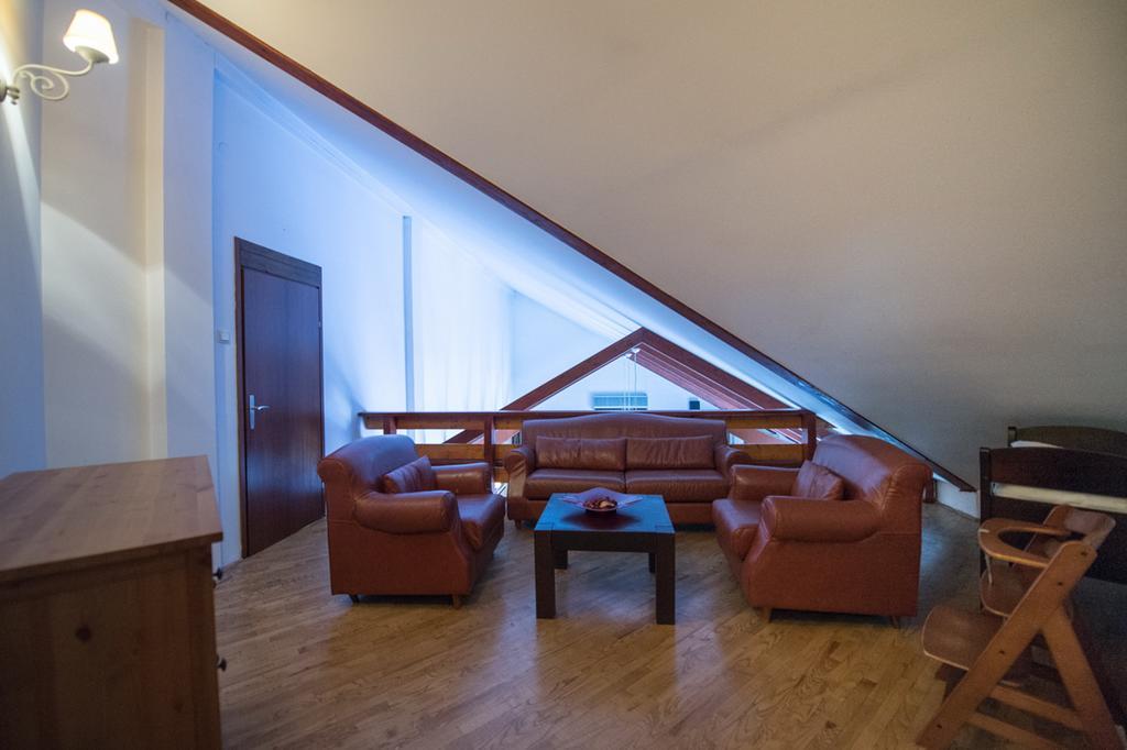 Guesthouse Trajbar Team Zaprešić Quarto foto